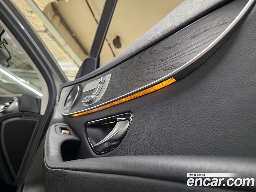 Mercedes-Benz GLC-Class 2019