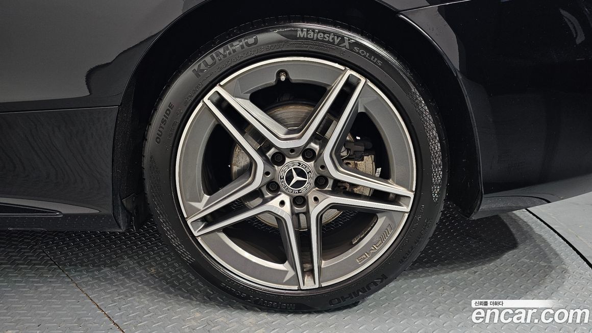 Mercedes-Benz C-Class 2020