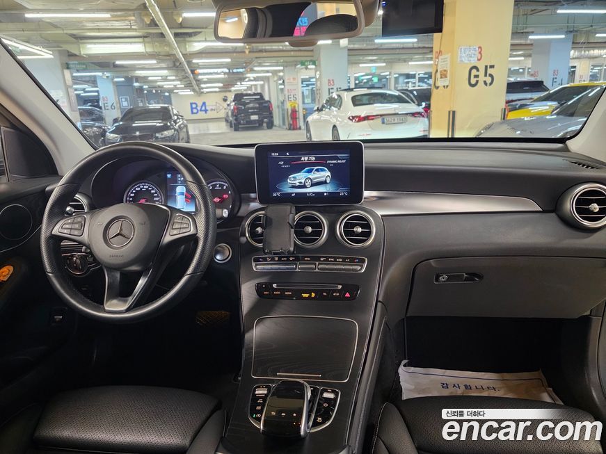 Mercedes-Benz GLC-Class 2019