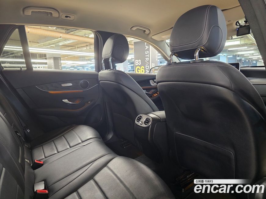 Mercedes-Benz GLC-Class 2019