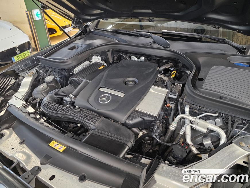 Mercedes-Benz GLC-Class 2019