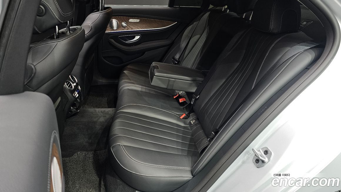 Mercedes-Benz E-Class 2020