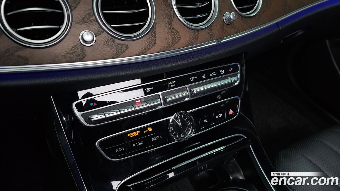 Mercedes-Benz E-Class 2020