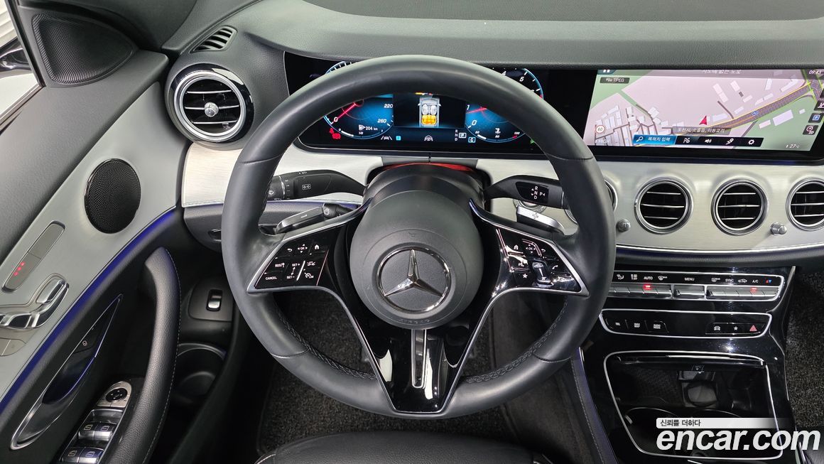 Mercedes-Benz E-Class 2021
