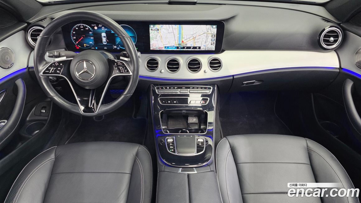 Mercedes-Benz E-Class 2021