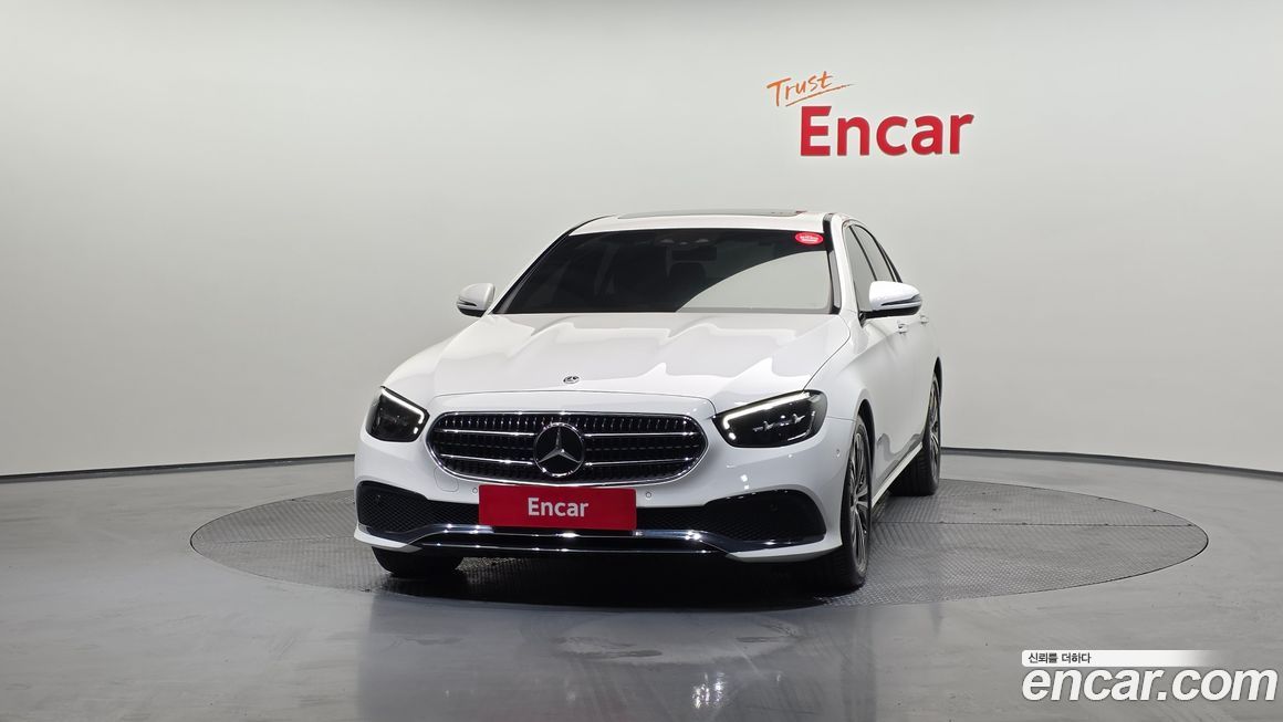 Mercedes-Benz E-Class 2021