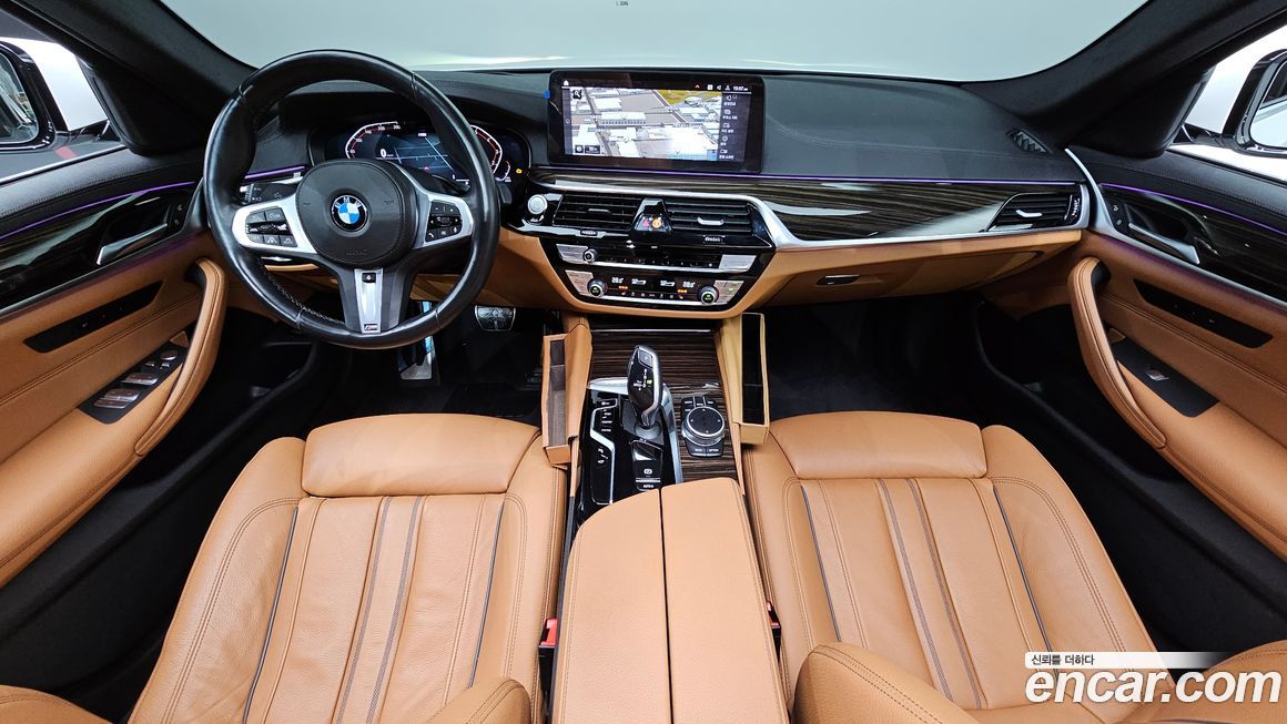 BMW 5-Series 2021