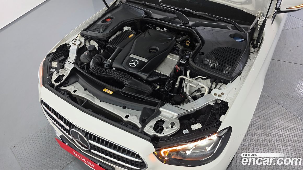Mercedes-Benz E-Class 2021