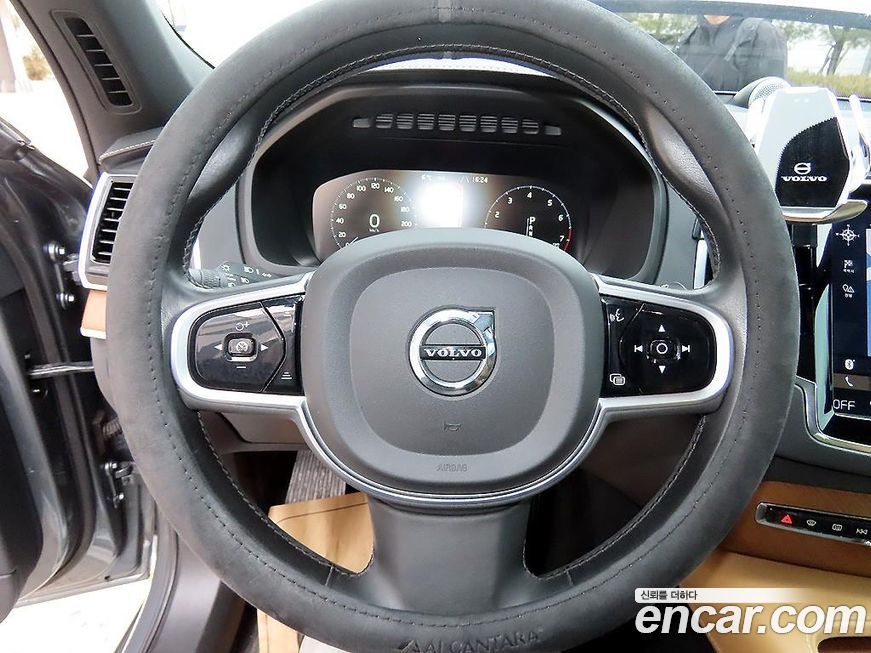 Volvo XC90 2019