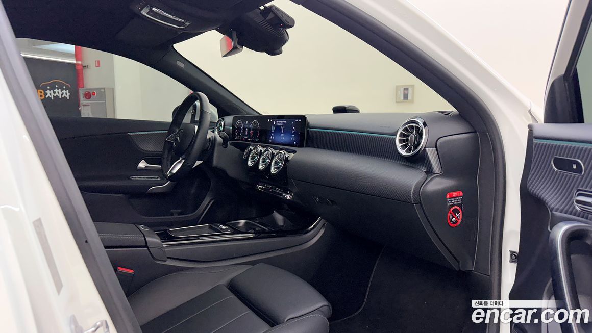 Mercedes-Benz A-Class 2025