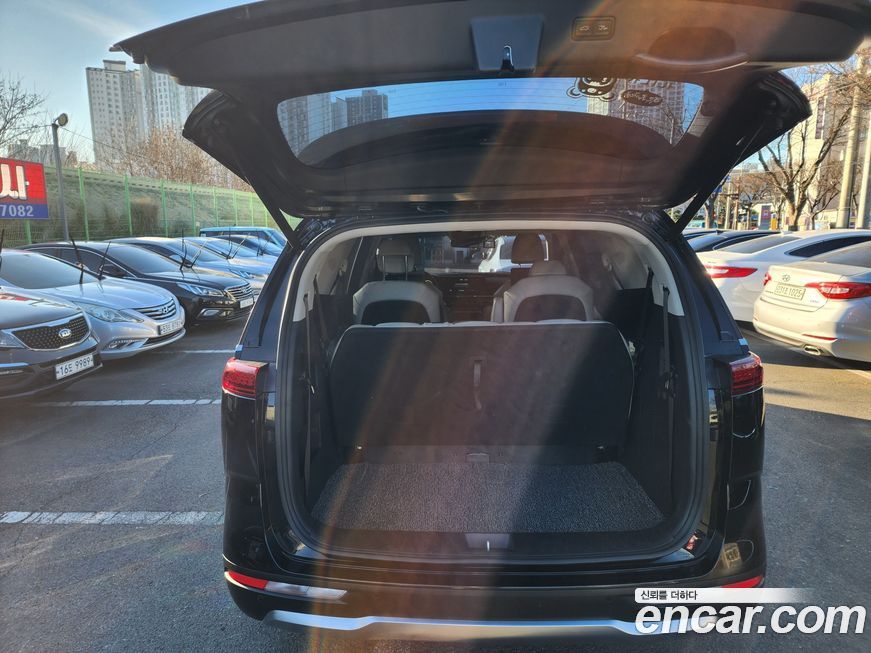 Kia Canival 2021