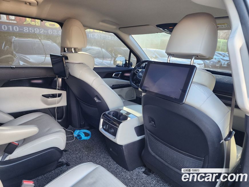 Kia Canival 2021