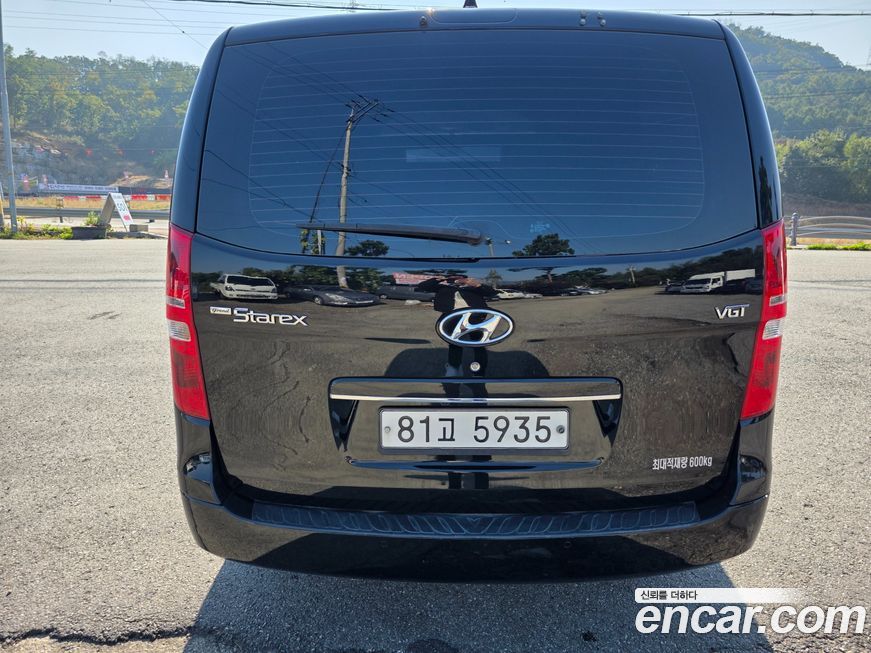 Hyundai Starex 2021