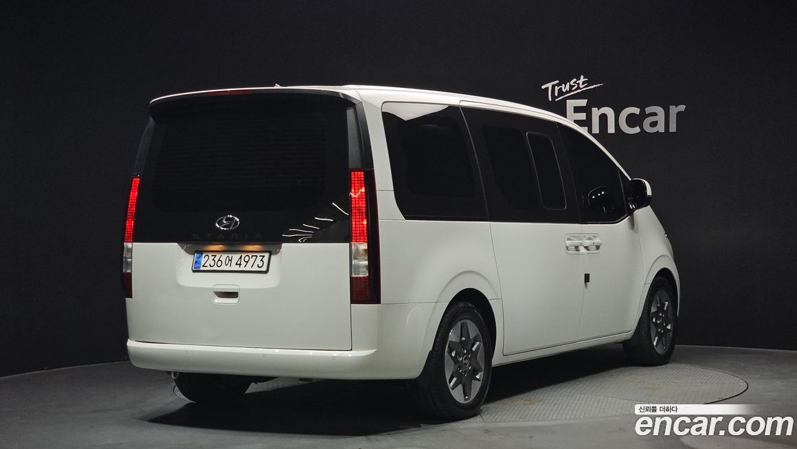 Hyundai Staria 2024