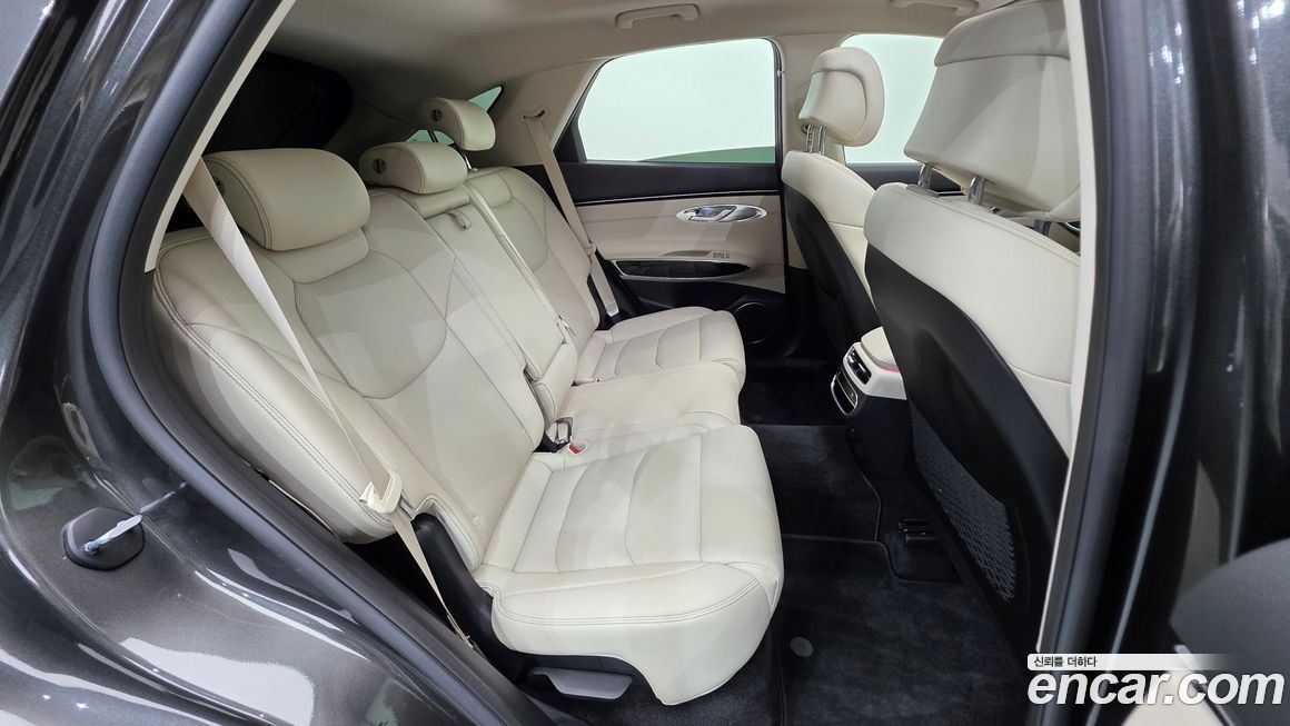 Genesis GV70 2024