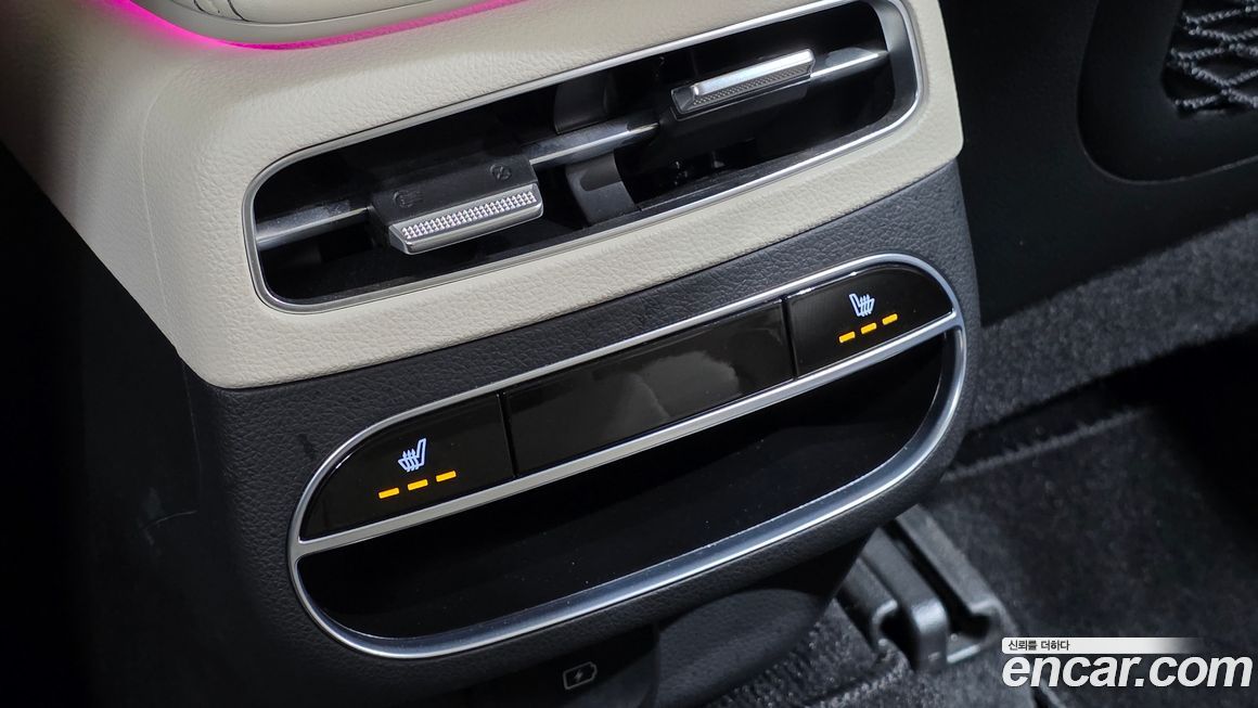 Genesis GV70 2024