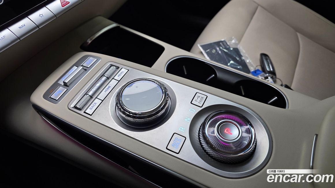 Genesis GV70 2024
