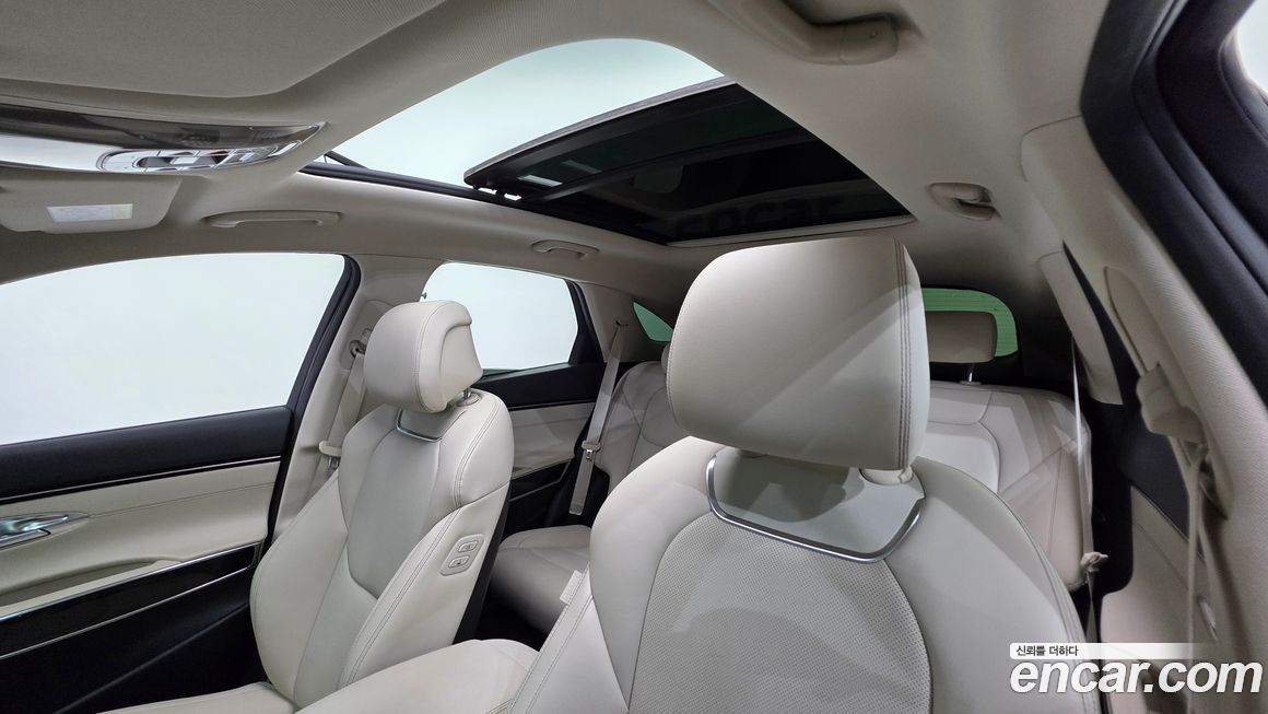 Genesis GV70 2024