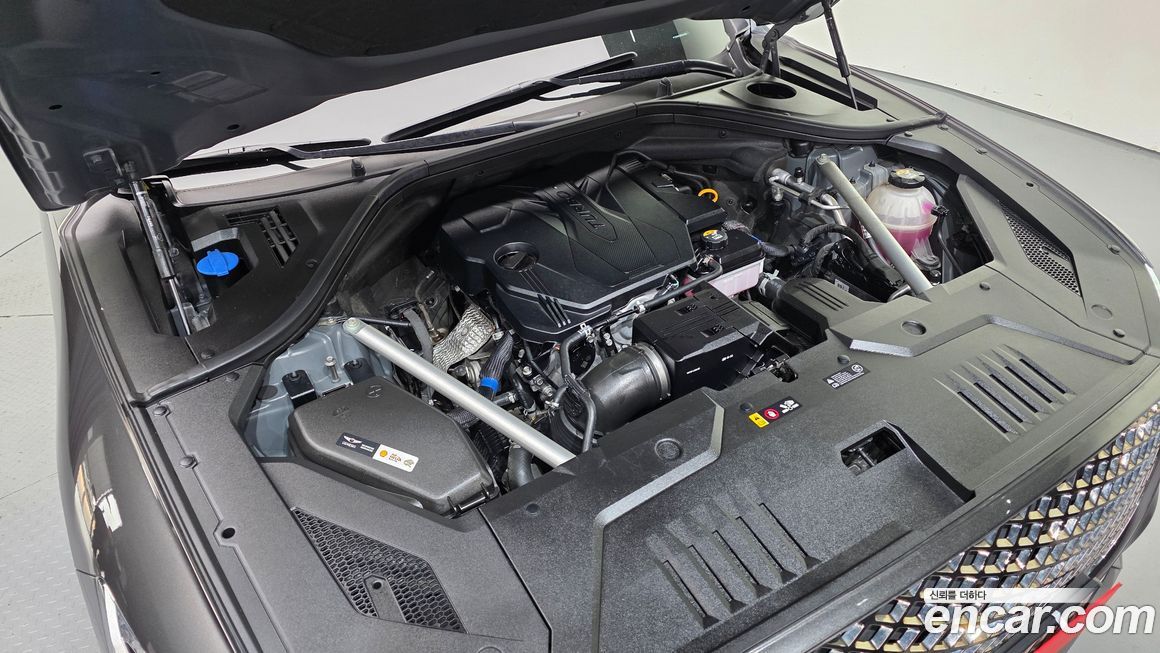 Genesis GV70 2024