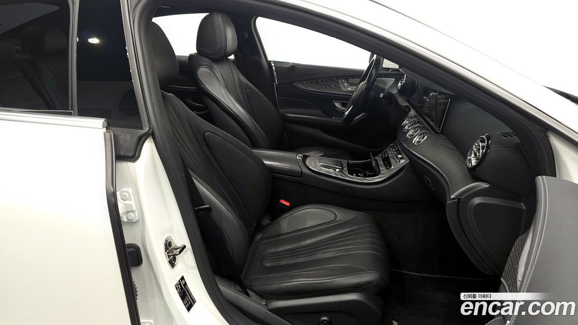 Mercedes-Benz CLS-Class 2021