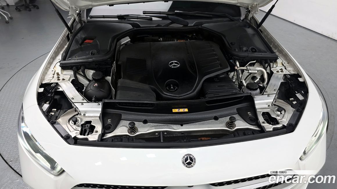 Mercedes-Benz CLS-Class 2021