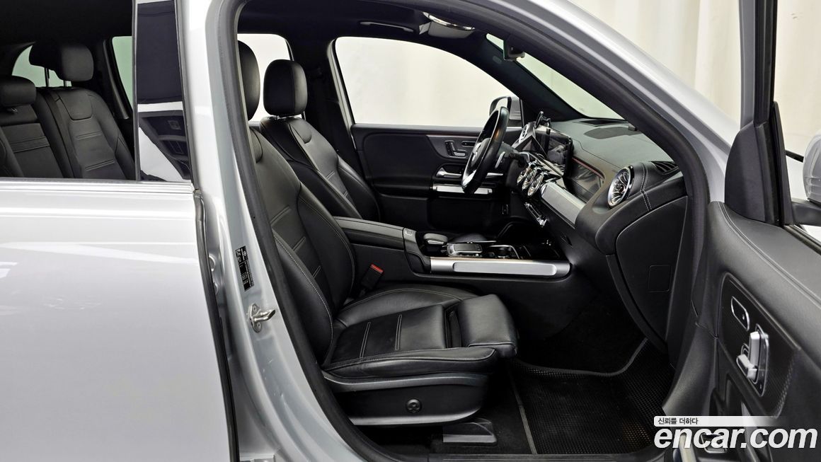 Mercedes-Benz EQB 2022