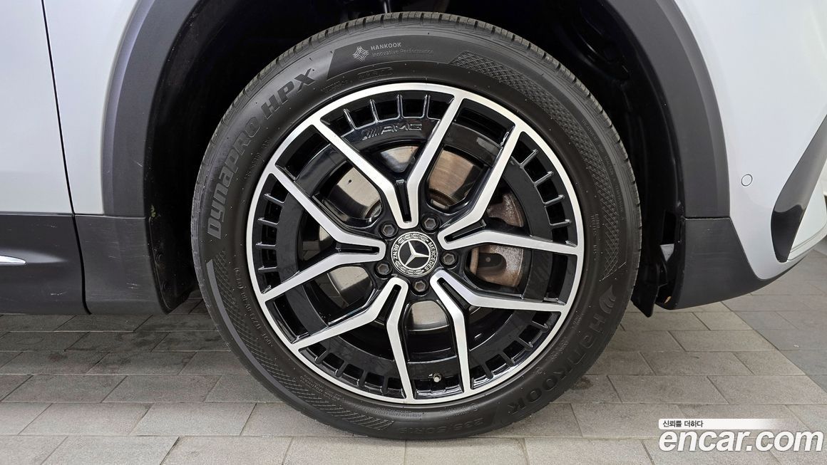 Mercedes-Benz EQB 2022