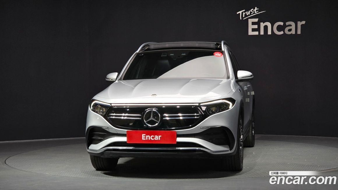 Mercedes-Benz EQB 2022
