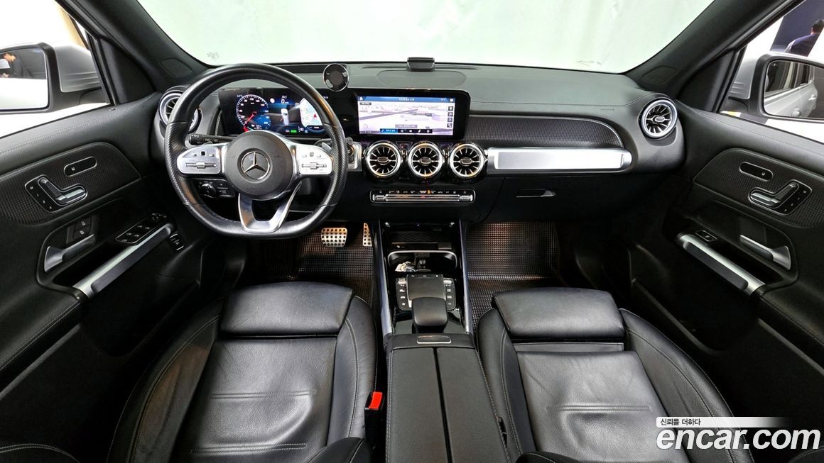 Mercedes-Benz EQB 2022