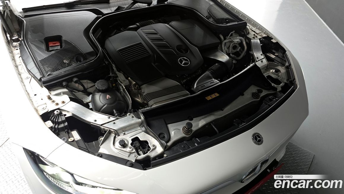 Mercedes-Benz CLS-Class 2020