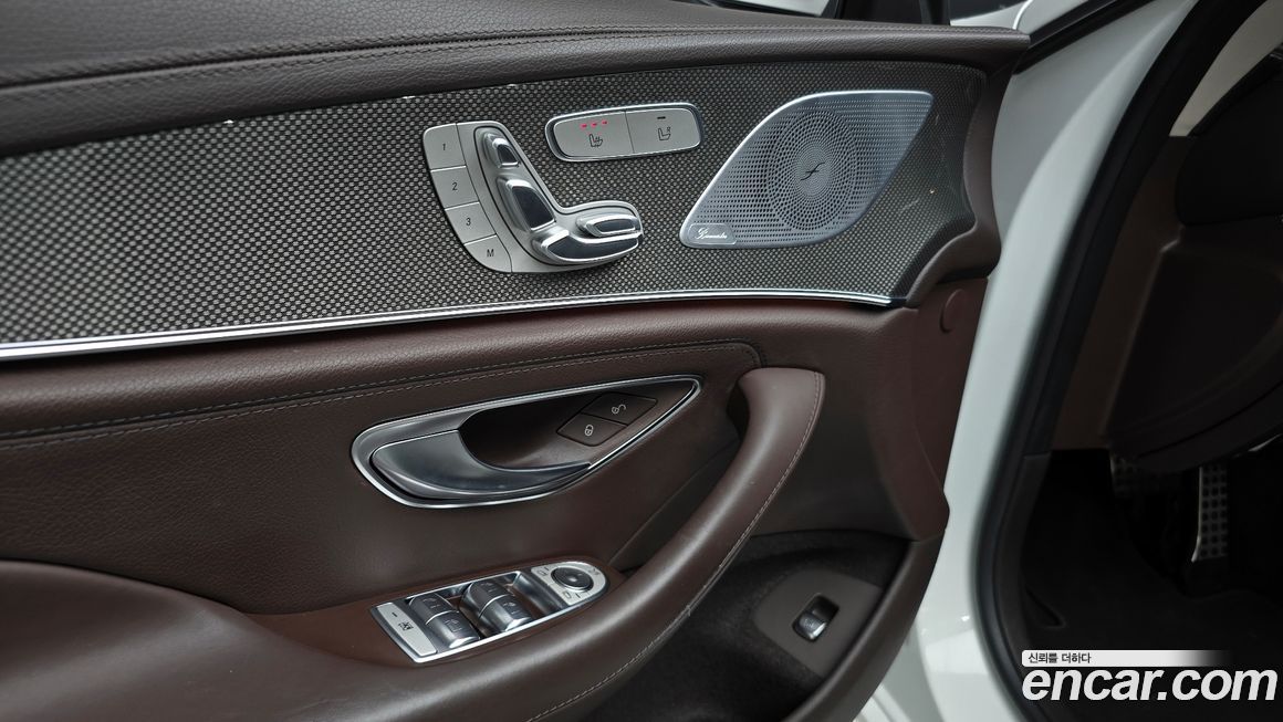 Mercedes-Benz CLS-Class 2020