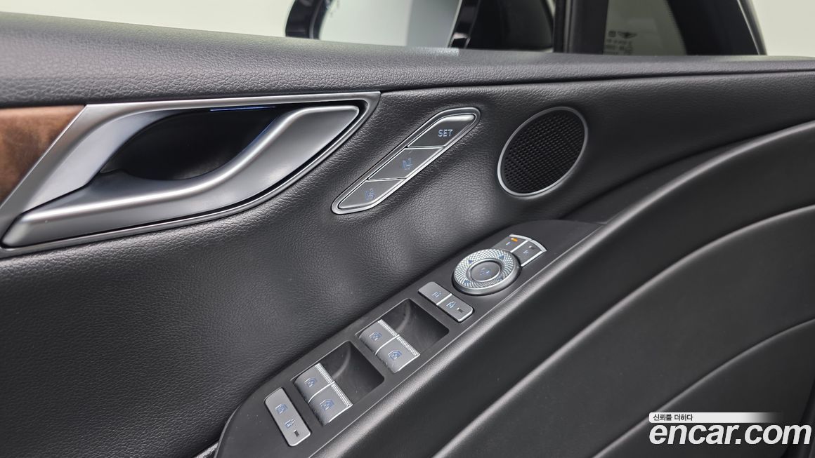 Genesis G80 2021