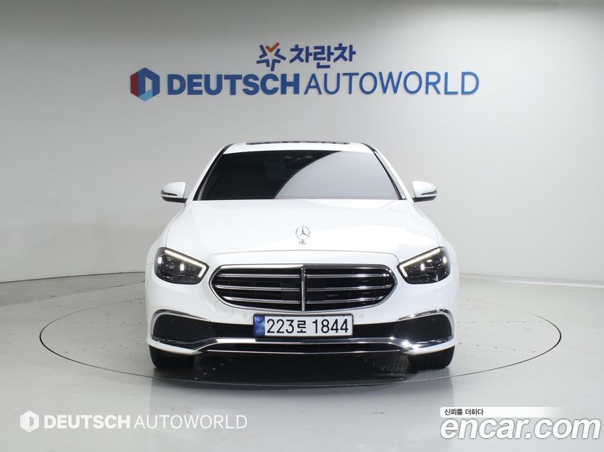 Mercedes-Benz E-Class 2021