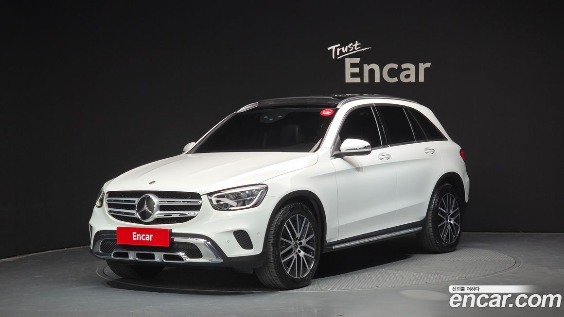 Mercedes-Benz GLC-Class 2021