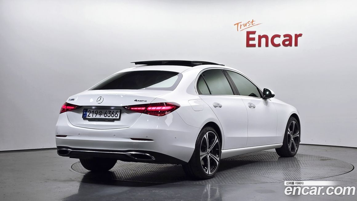 Mercedes-Benz C-Class 2023