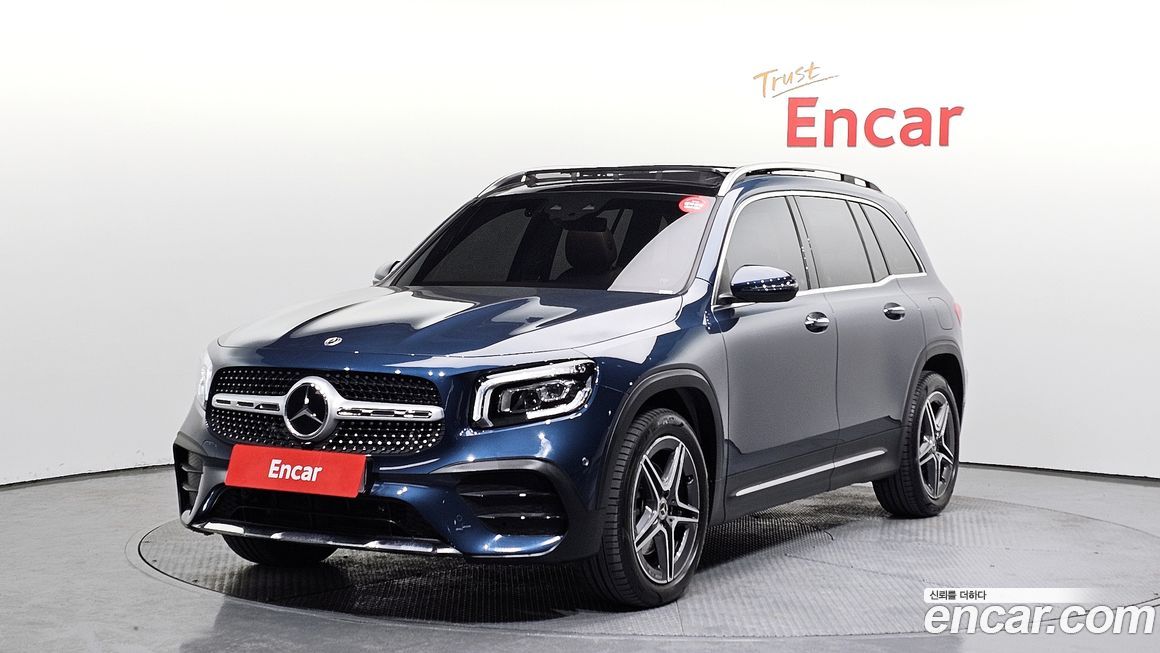 Mercedes-Benz GLB-Class 2023