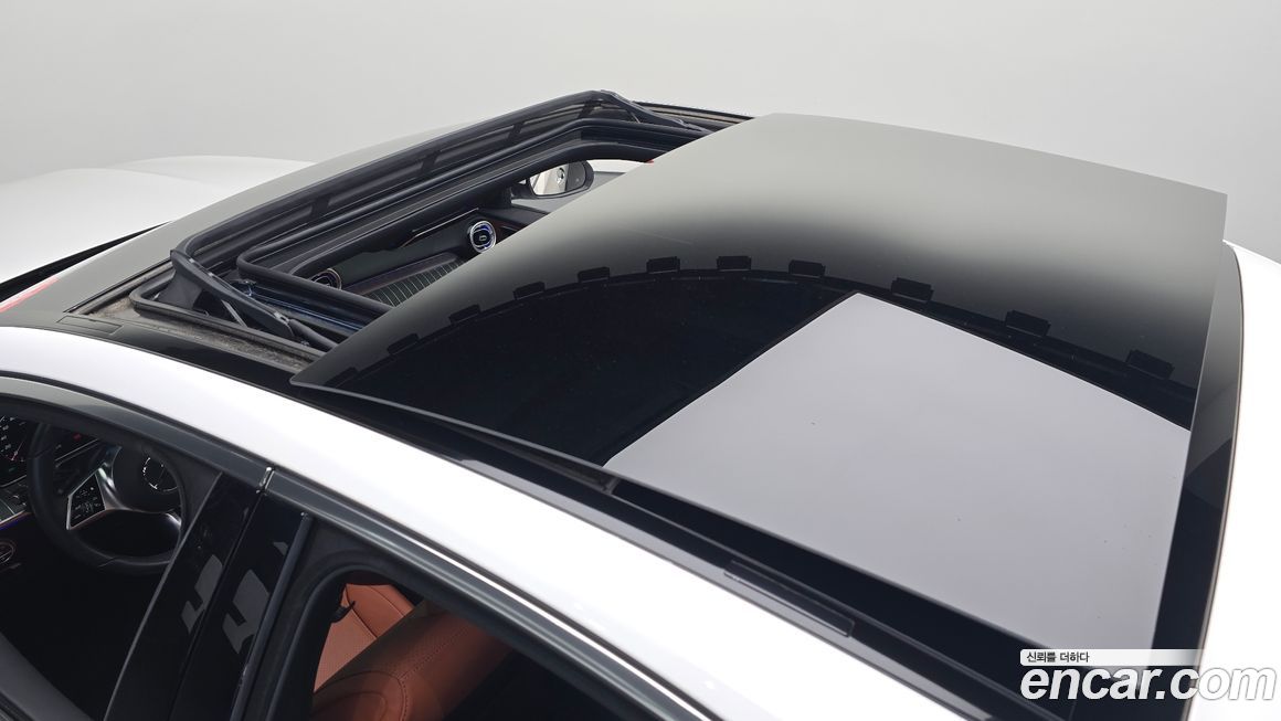 Mercedes-Benz C-Class 2023
