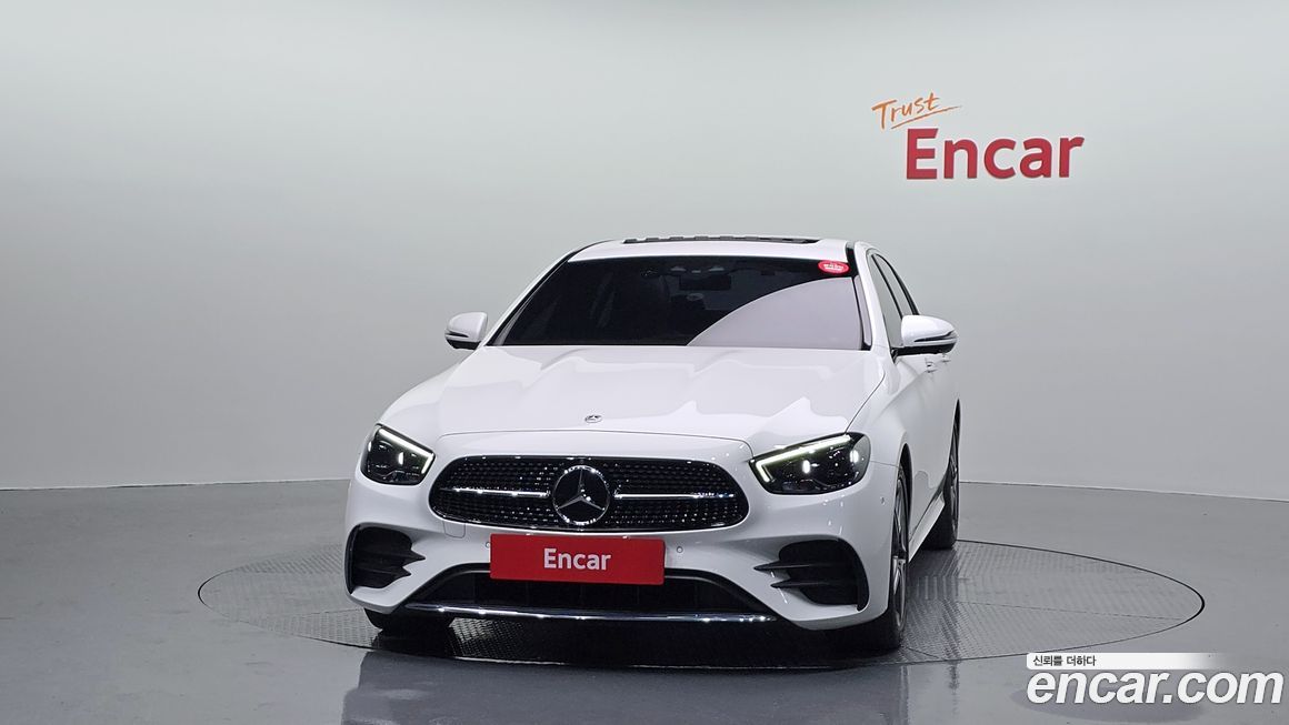 Mercedes-Benz E-Class 2023