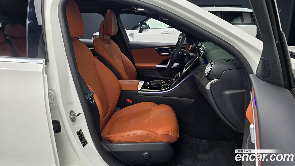Mercedes-Benz C-Class 2023