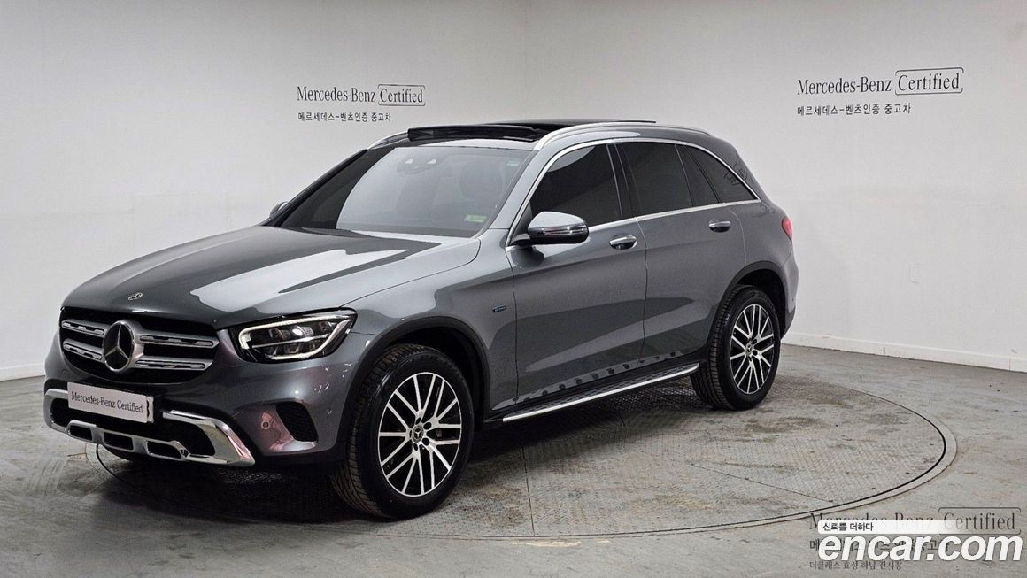 Mercedes-Benz GLC-Class 2021
