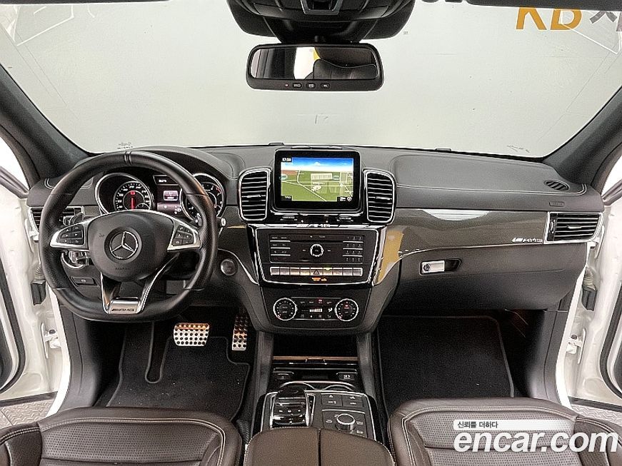 Mercedes-Benz GLE-Class 2016
