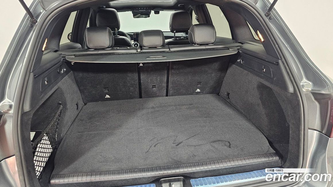 Mercedes-Benz GLC-Class 2021