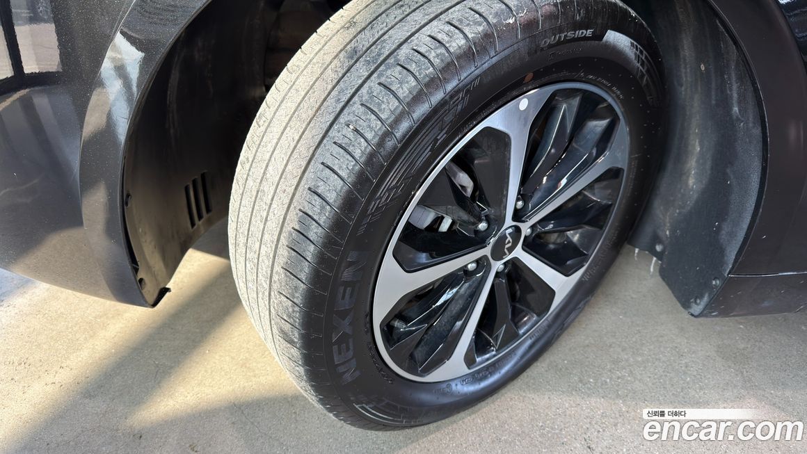 Kia K8 2025