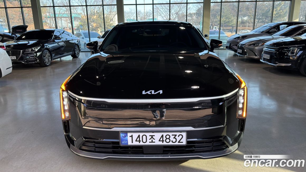 Kia K8 2025