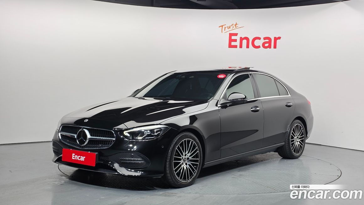 Mercedes-Benz C-Class 2024