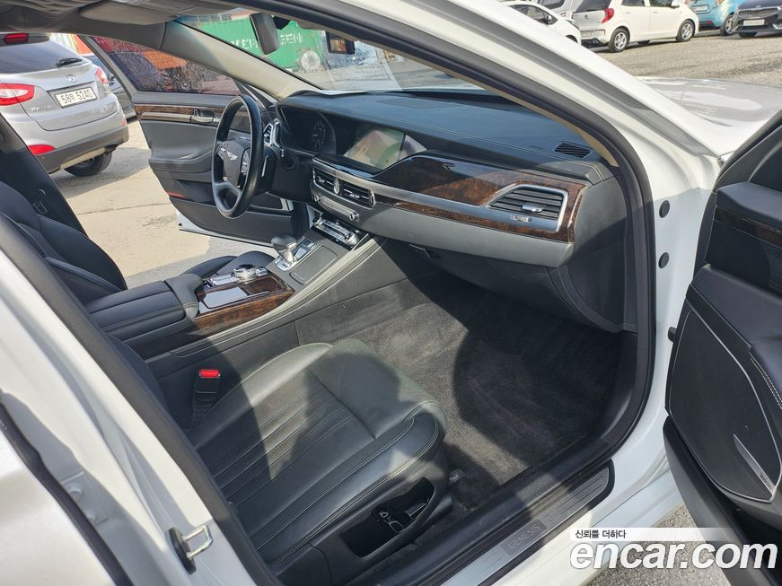 Genesis G90 2020
