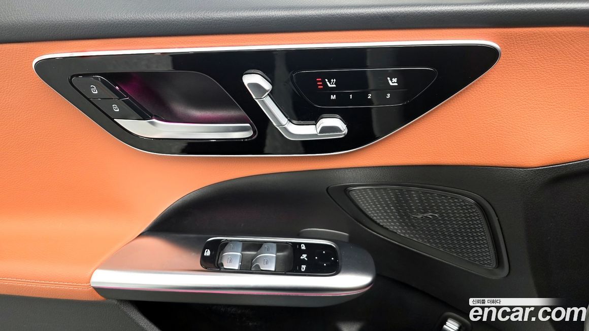 Mercedes-Benz C-Class 2022