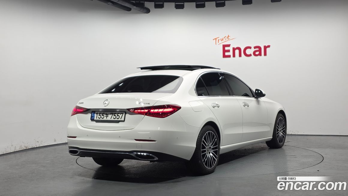 Mercedes-Benz C-Class 2022