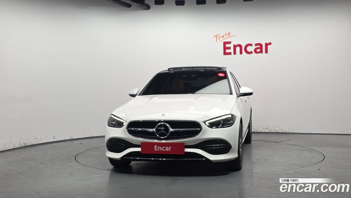 Mercedes-Benz C-Class 2022