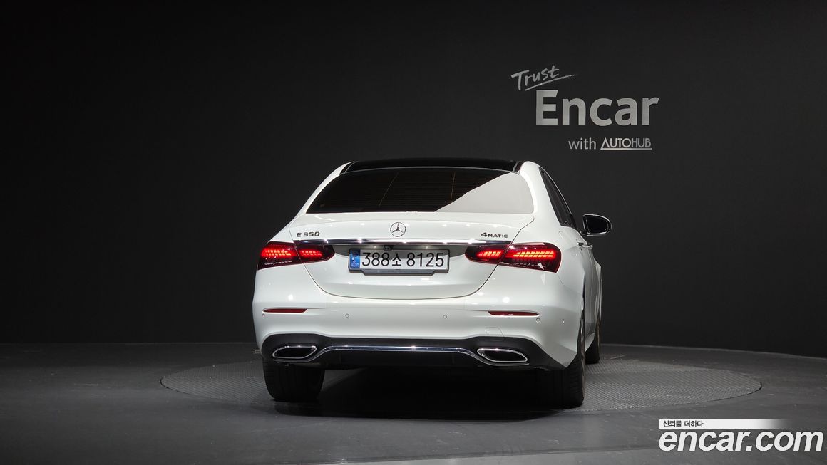 Mercedes-Benz E-Class 2022